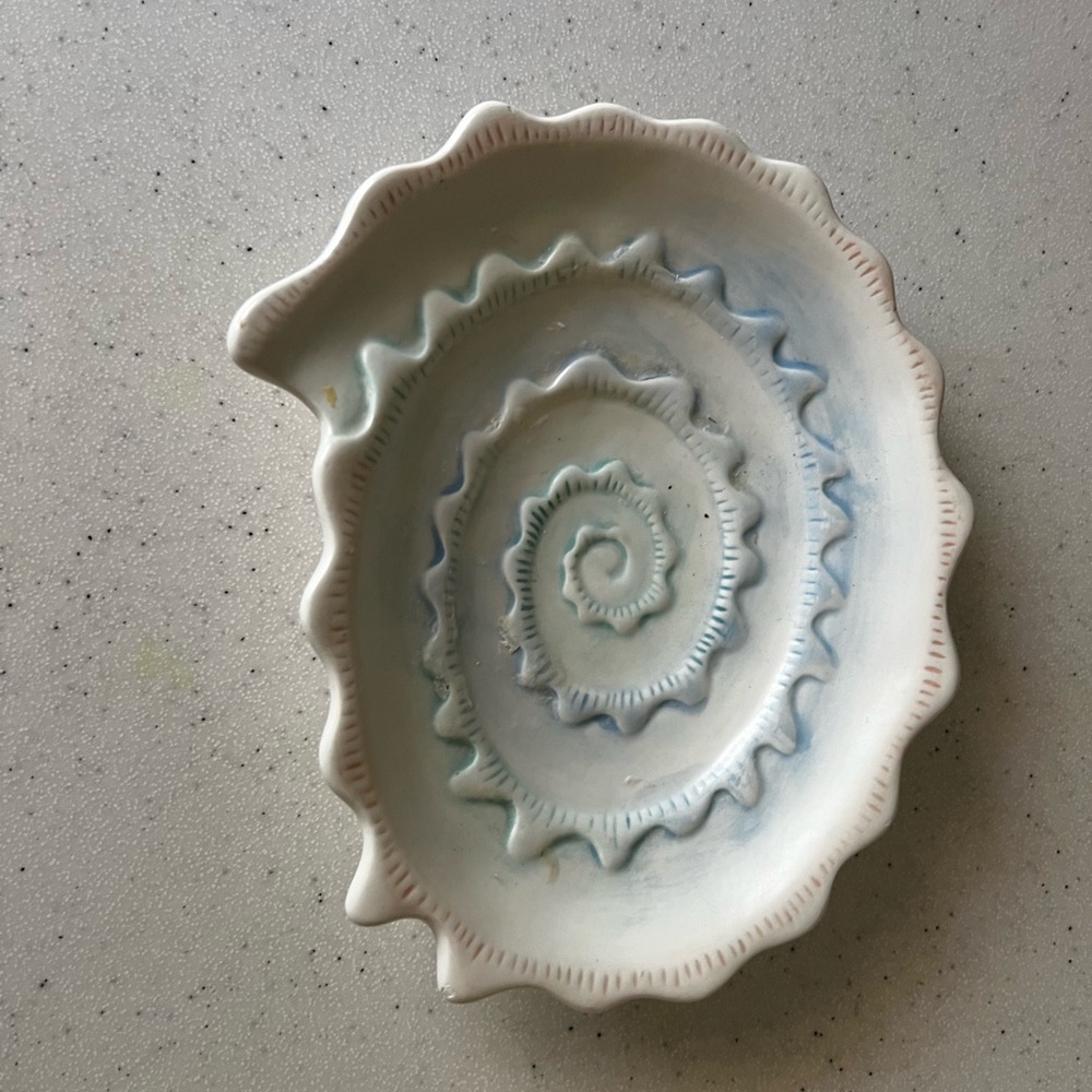 Vintage hand painted soap dish